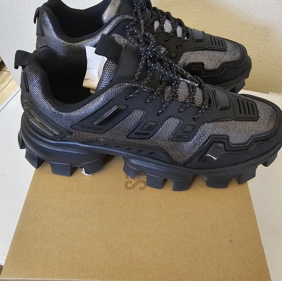 Steve Madden - Picture 8 of 9